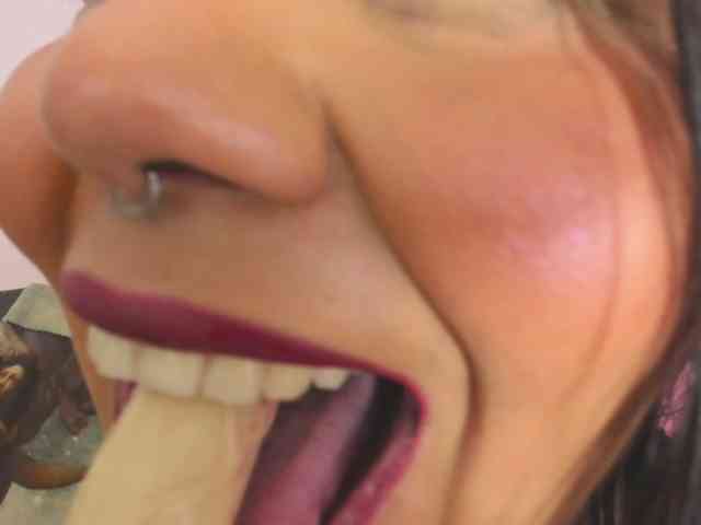 Maite-newmilf