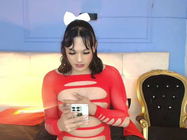 LiiaaSweett live webcam show