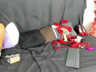 leo-alanna Porn Show