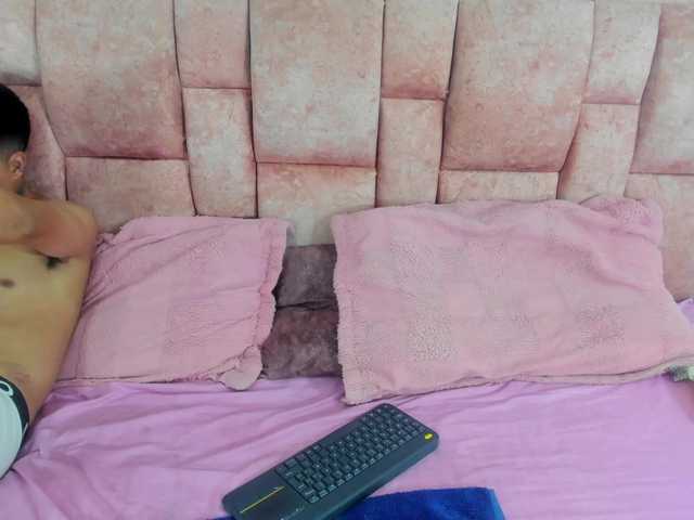 leo-alanna live webcam show