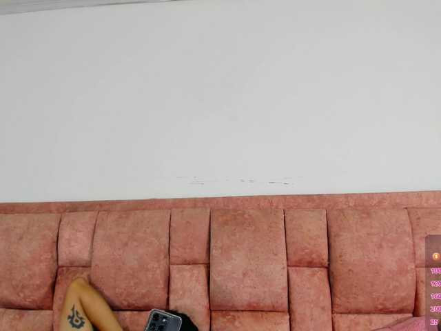 leo-alanna live cam on BongaCams