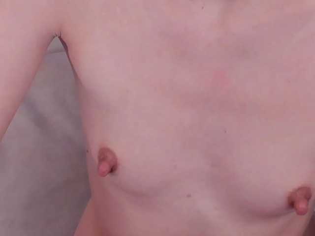 emy-angel1 live cam on BongaCams
