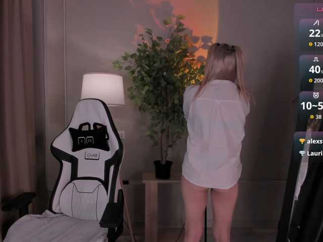 emy-angel1 live cam on BongaCams