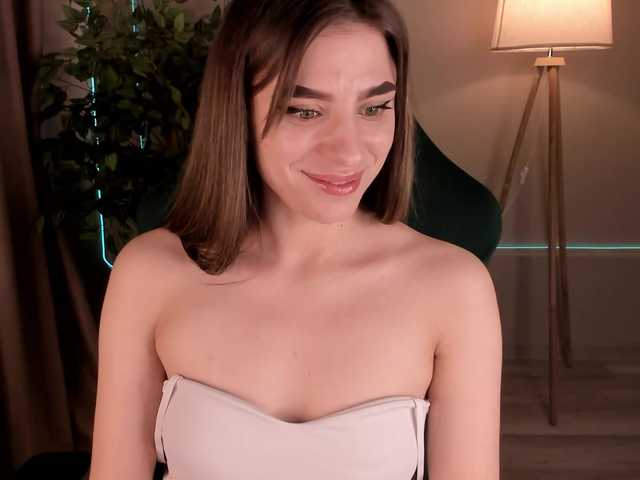  emy-angel1 chat room