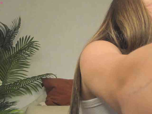 emy-angel1 webcam