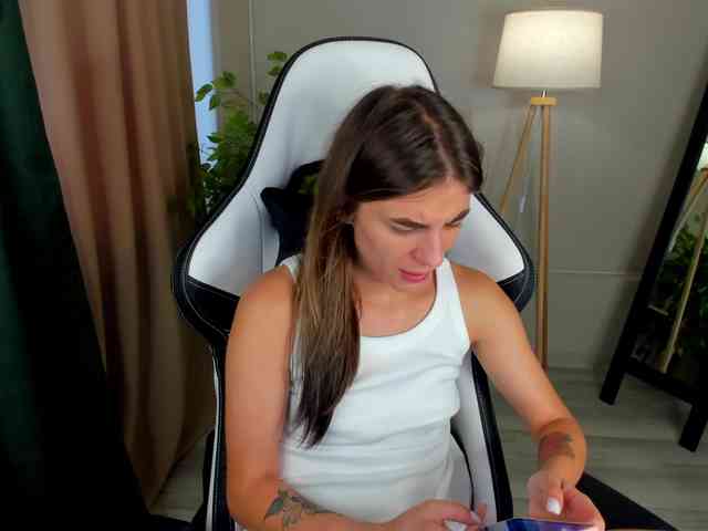 emy-angel1 webcam