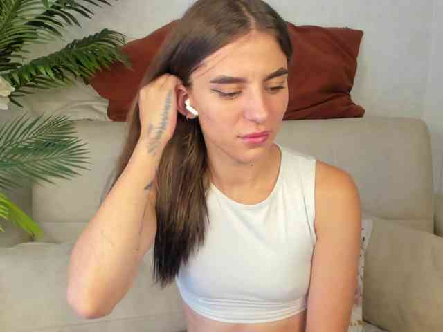 emy-angel1 webcam