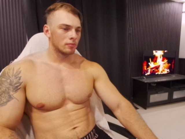 StrongGragXXX live cam