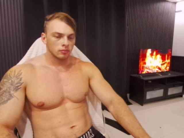 StrongGragXXX Sex Cam Show