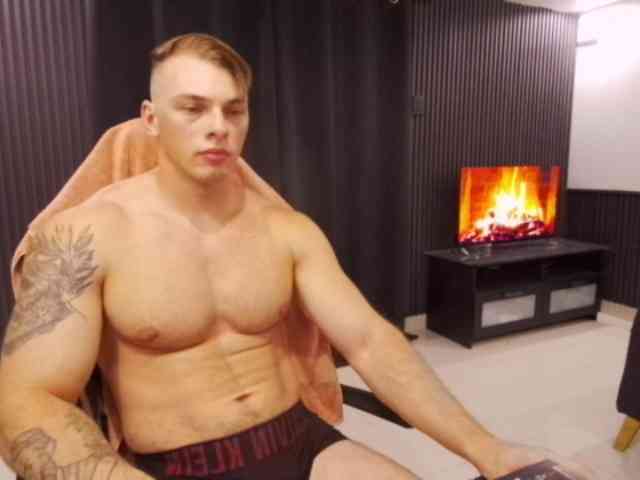 StrongGragXXX StrongGragXXX