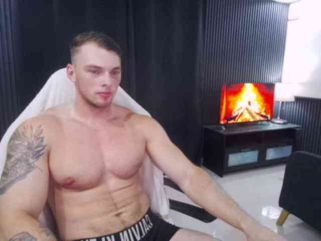 StrongGragXXX