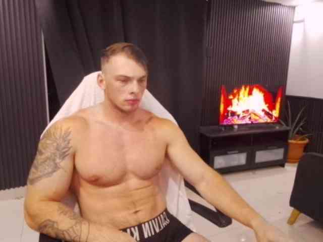 StrongGragXXX