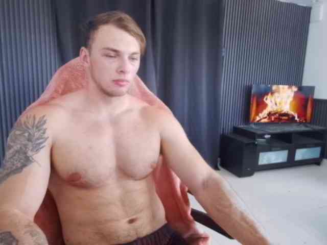 StrongGragXXX