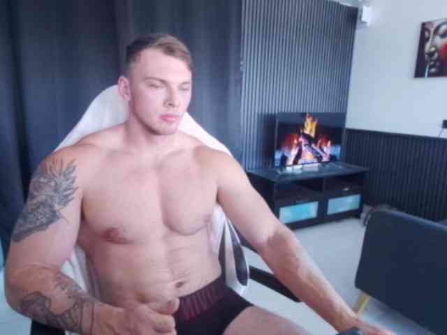 StrongGragXXX