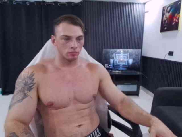 StrongGragXXX Sex Cam Show