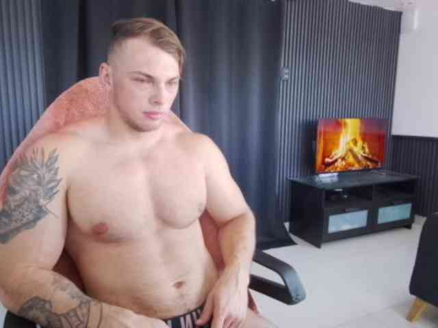 StrongGragXXX StrongGragXXX