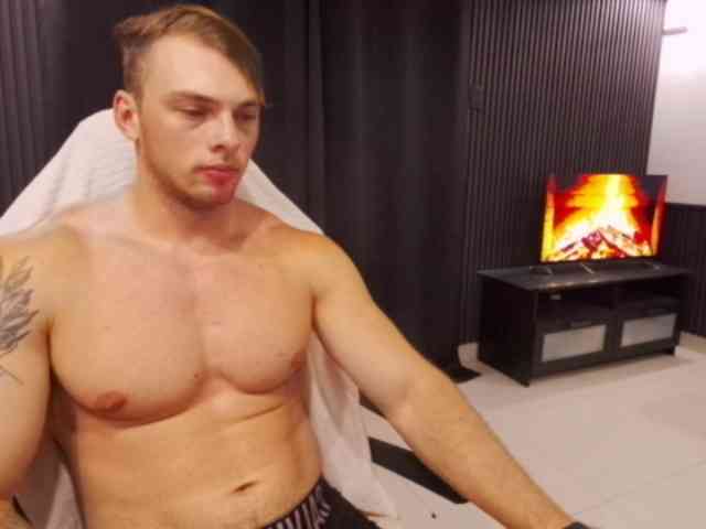 StrongGragXXX Sex Cam Show