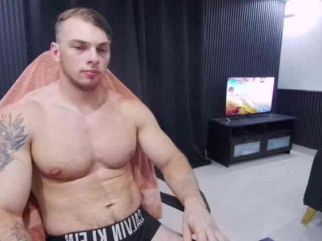 StrongGragXXX