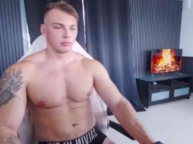 StrongGragXXX StrongGragXXX