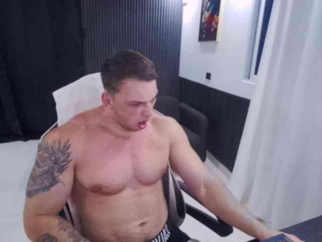 StrongGragXXX