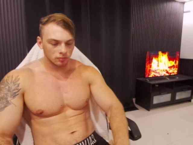 StrongGragXXX Sex Cam Show
