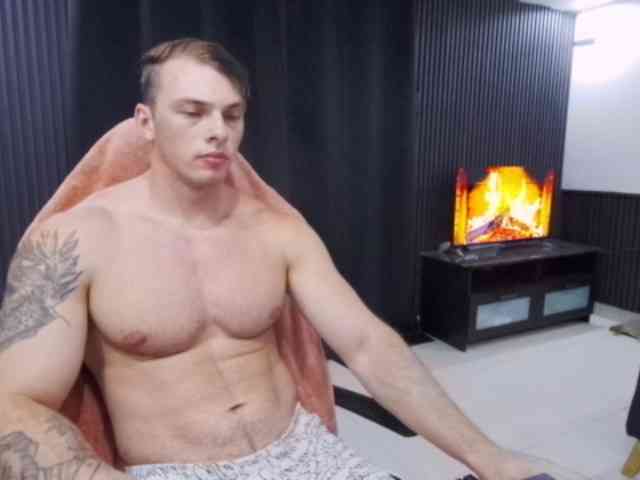 StrongGragXXX StrongGragXXX