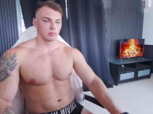 StrongGragXXX StrongGragXXX