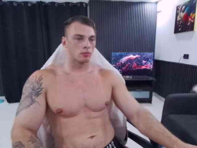 StrongGragXXX Sex Cam Show