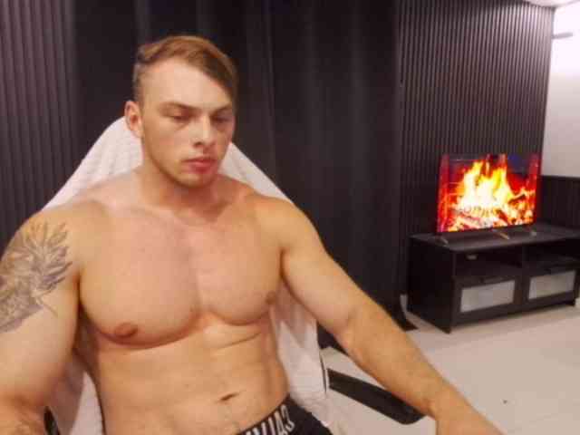 StrongGragXXX Sex Cam Show
