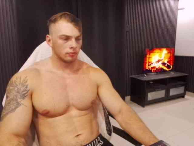 StrongGragXXX StrongGragXXX