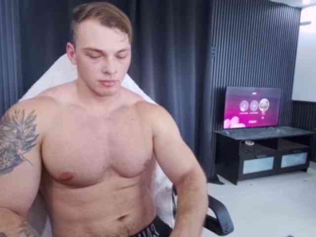 StrongGragXXX StrongGragXXX