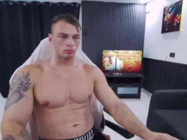 StrongGragXXX Sex Cam Show