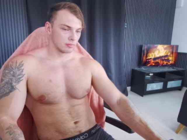 StrongGragXXX StrongGragXXX