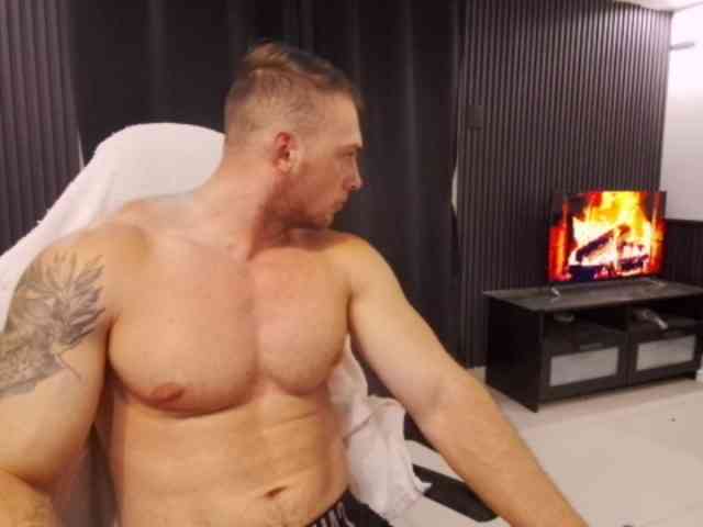 StrongGragXXX StrongGragXXX
