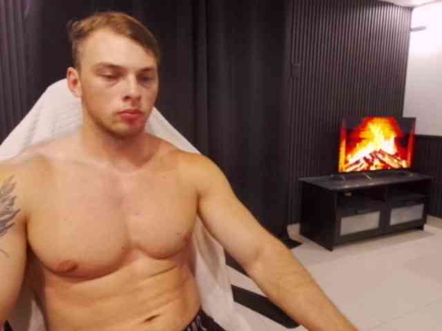 StrongGragXXX Sex Cam Show