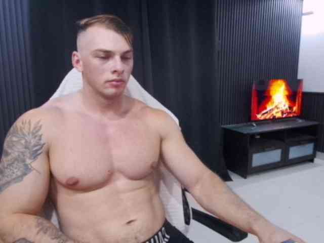 StrongGragXXX StrongGragXXX