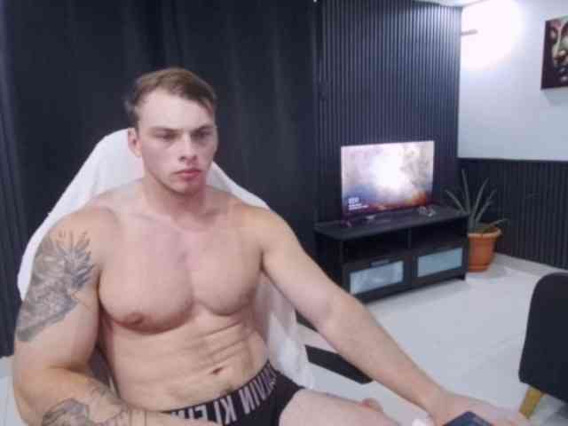 StrongGragXXX StrongGragXXX