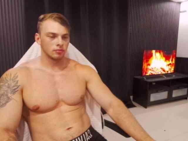 StrongGragXXX Sex Cam Show