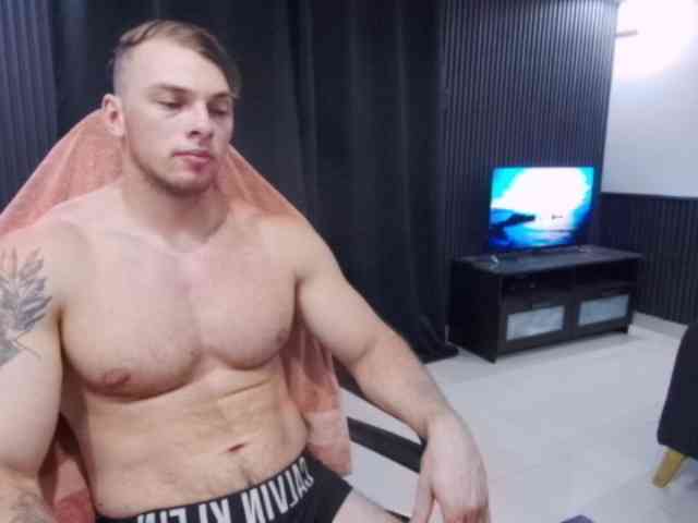 StrongGragXXX