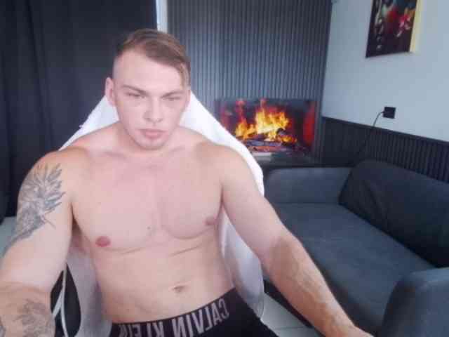 StrongGragXXX