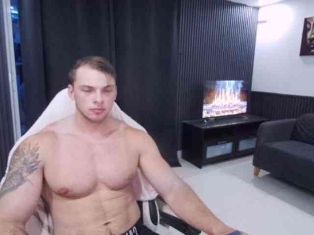 StrongGragXXX