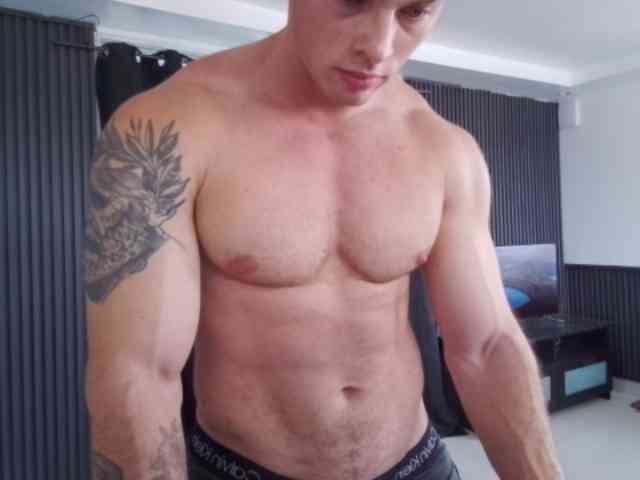 StrongGragXXX StrongGragXXX