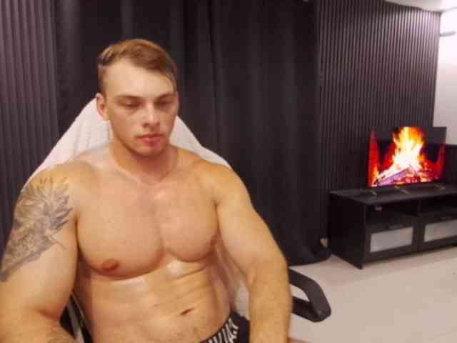 StrongGragXXX Sex Cam Show