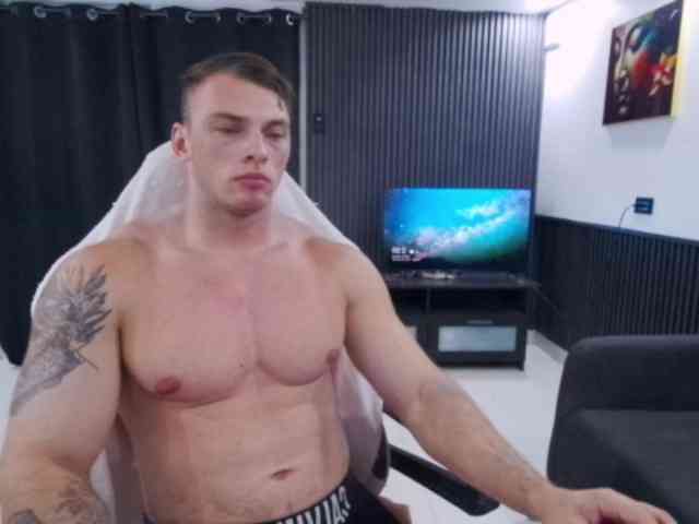 StrongGragXXX Sex Cam Show