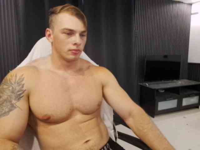 StrongGragXXX StrongGragXXX