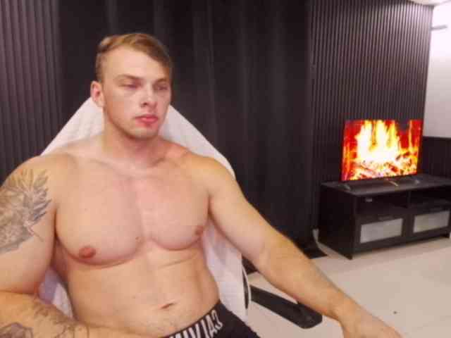 StrongGragXXX Sex Cam Show