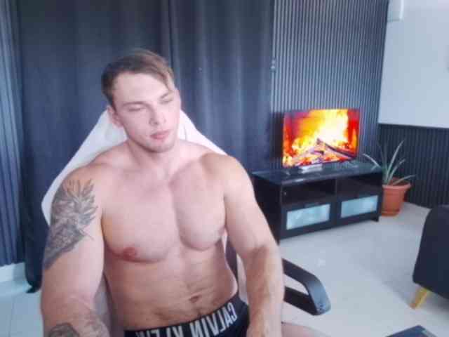 StrongGragXXX