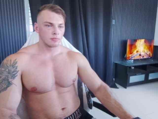 StrongGragXXX StrongGragXXX