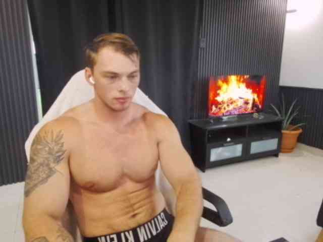 StrongGragXXX