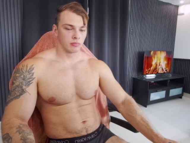 StrongGragXXX